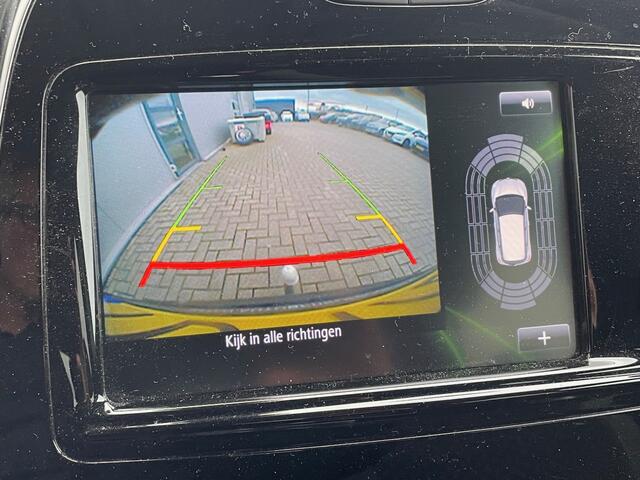 Renault CAPTUR 0.9 TCe Intens Navigatie, Climate Control, Keyless Entry, 17"Lm, Trekhaak, Achteruitrijcamera, Cruise Control