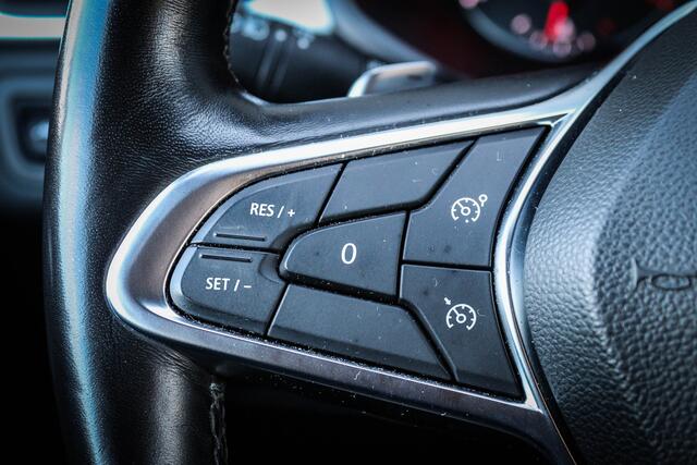 Renault CAPTUR 1.3 TCe 140 Intens Navi/CruiseControl