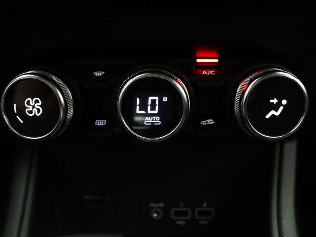 Renault CAPTUR 160pk E-Tech Plug-in Hybrid Intens Automaat Camera | Cruise | Navi | Parkeersens. v+a | Stoelverw.