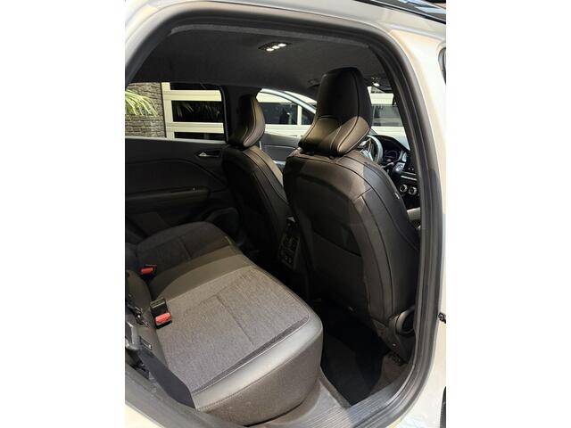 Renault CAPTUR 1.6 E-Tech Hybrid 145 Intens