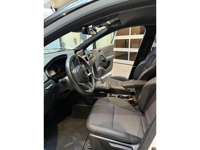 Renault CAPTUR 1.6 E-Tech Hybrid 145 Intens
