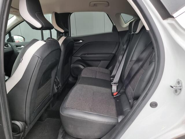 Renault CAPTUR 1.3 TCe 130 Intens | Navigatie | Achteruitrijcamera | Parkeersensoren |