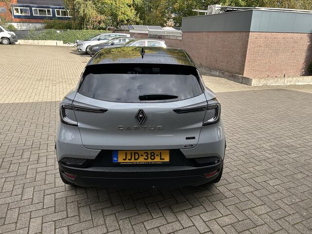 Renault CAPTUR 1.6 E-Tech full hybrid 145 techno