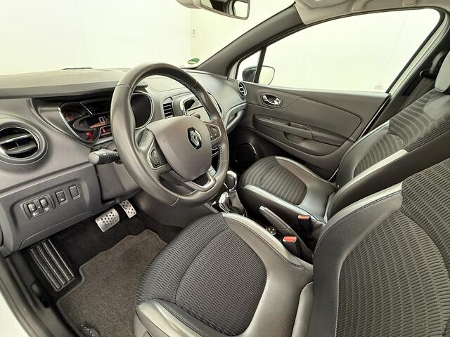 Renault CAPTUR 1.2TCe 119PK Automaat Trekhaak Navi Ecc Camera Cruise Control Pdc Xmod Stoelverwarming Lmv 17" Privacy Glas Bluetooth Keyless Regn-Lichtsensor