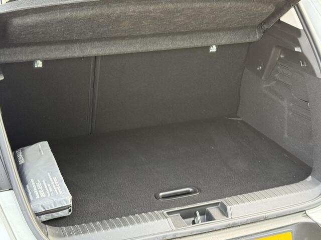 Renault CAPTUR 1.3 TCe 155 Intens (Hoge instap) BOSE | 360° Camera | Navigatie | Dealer Onderhouden