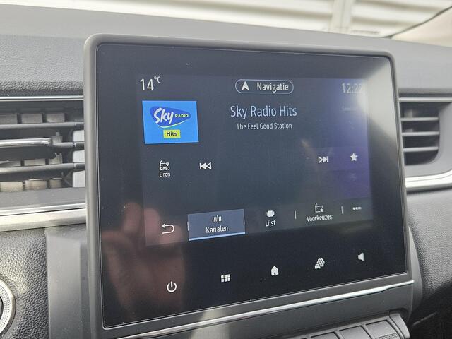 Renault CAPTUR 1.6 E-Tech plug-in hybrid 160 Intens Automaat / Navigatie / Apple Carplay & Android Auto / Parkeersensor Achter / Climate Controle /