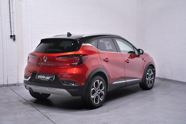 Renault CAPTUR 1.3 TCe 140 pk Intens Automaat Navi, Camera Dak Zwart, Chrome Dakrails, 18" LMV, PDC V+A
