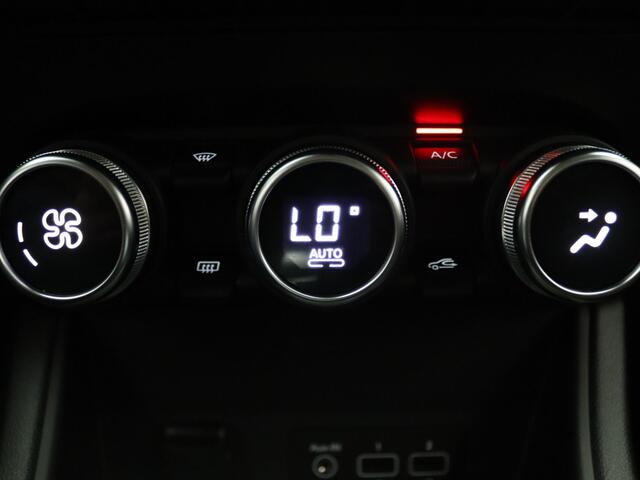 Renault CAPTUR 145pk E-Tech Hybrid Zen Automaat Camera | Climate | Cruise | Carplay | Parkeersens. v+a