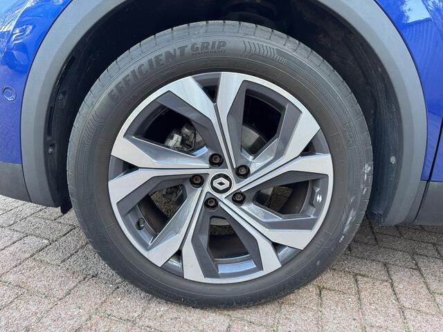 Renault CAPTUR 1.3 TCe 140 R.S. Line+Pack Winter+Bose!!