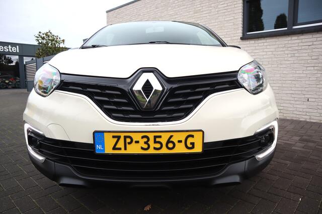 Renault CAPTUR 0.9 TCe Limited Navigatie Cruise control Airco Trekhaak Pdc. Etc.