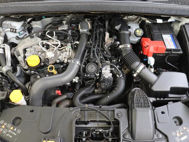 Renault CAPTUR 1.3 TCe 140 PK Intens | Automaat | Navigatie | Android Auto | Apple Carplay | Camera | Climate Control