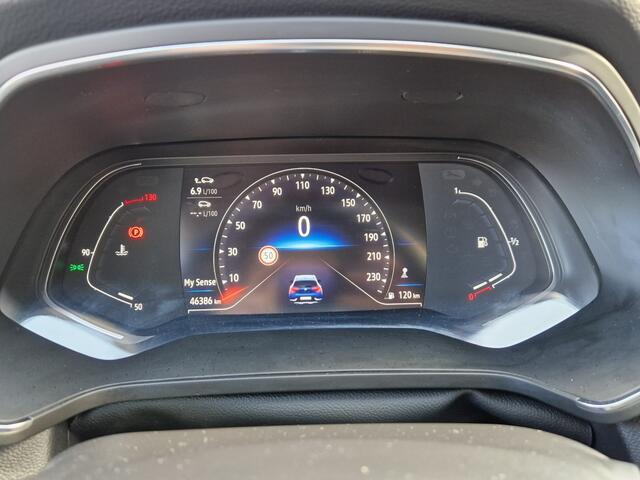 Renault CAPTUR 1.0 TCe Intens / Camera / Parkeersensoren / Navi / Clima