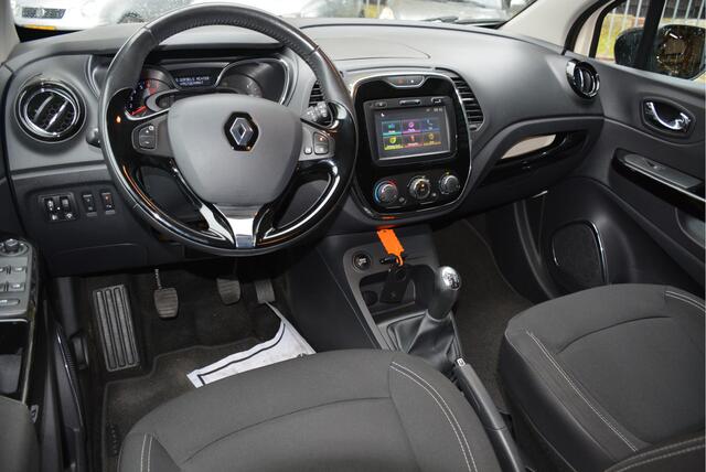 Renault CAPTUR 0.9 TCe Limited Trekhaak Airco PDC