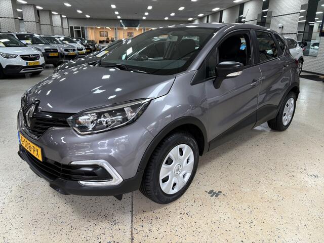 Renault CAPTUR 0.9 TCE LIFE Multimedia USB Elek pakket PDC