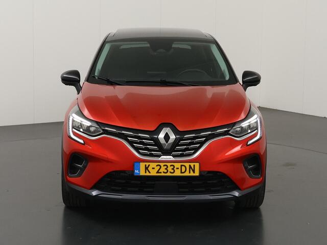Renault CAPTUR 1.3 TCe 155 Initiale Paris | Panoramadak | Parkeercamera 360° | Stoelverwarming | Keyless Go | Bose | Cruise Control Adaptief |
