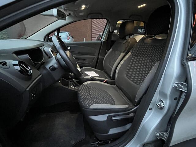 Renault CAPTUR 1.3 TCe Intens // AUTOMAAT!! // CRUISE // CAMERA // CLIMA // NAVI // BLUETOOTH //