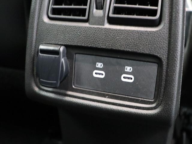 Renault CAPTUR TCe 90pk techno | Harman Kardon | Stoel en stuur verwarming | Digitaal dashboard | Achteruitrijcamera |