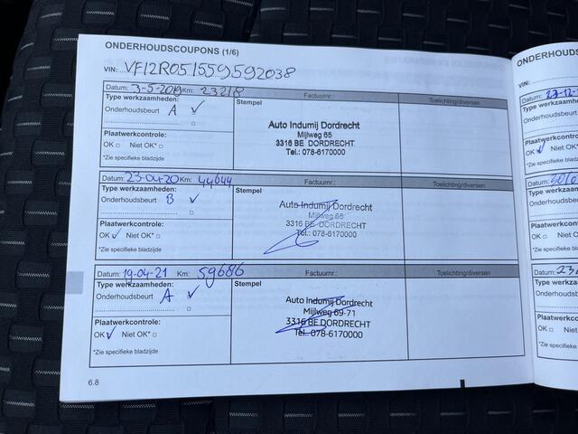 Renault CAPTUR 0.9 TCe Intens / Trekhaak / Keyless / Climate / PDC 360'' / Cruise / Aut. Parkeren / DAB /