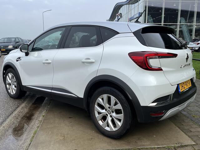 Renault CAPTUR 1.6 E-Tech Hybrid 145 PK Intens / Apple Carplay - Android Auto / Camera / PDC V+A / Keyless / 17'' LMV /