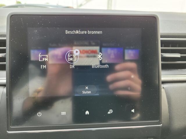 Renault CAPTUR 1.0 TCe 100 Zen (Hoge instap) Trekhaak | Navigatie | LMV. | Winterpack | Parkeerhulp | Dealer Onderhouden