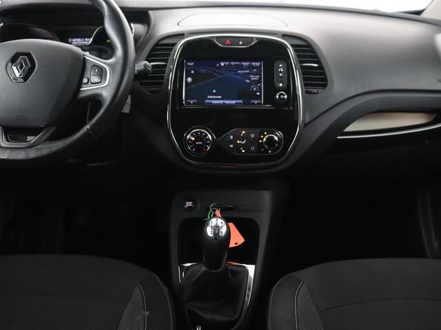 Renault CAPTUR 0.9 TCe Dynamique | 75.700km NAP | Trekhaak | Camera | Navigatie | Keyless | DAB | Climate control | 17'' | Cruise control | Bluetooth | Getint glas