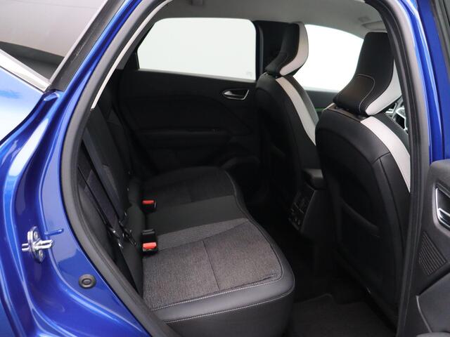 Renault CAPTUR 1.0 TCe 100 Intens | LED | Naviagtie | Clima | Keyless | Achteruitrij camera |