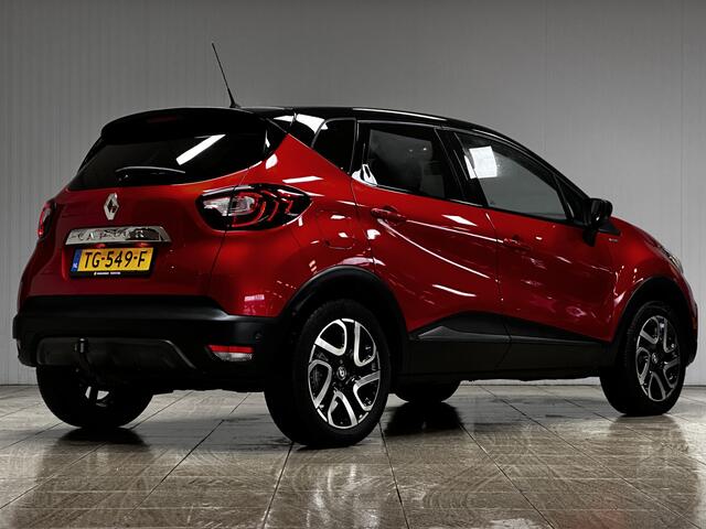 Renault CAPTUR 0.9 TCe Bose/ DEALER ONDERHOUDEN!/ Trekhaak/ Audio-Premium/ Two-Tone/ Keyless/ LED Koplampen/ Android Auto/ Camera/ 17'' LMV/ Extra getint glas/ PDC/ Navi/ Clima/ Cruise/ Bluetooth/ Multi. LEDER. Stuur/ LE