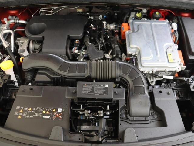 Renault CAPTUR 1.6 E-Tech full hybrid 145 techno | Navigatie | Camera