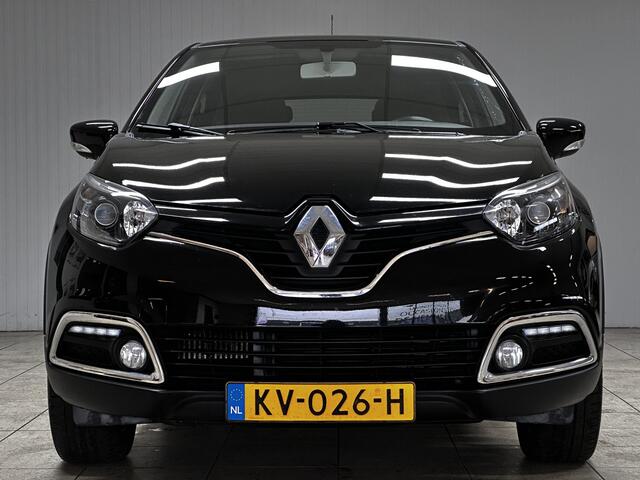 Renault CAPTUR 0.9 TCe Expression/ Trekhaak/ 17'' LMV/ Extra getint glas/ Navi/ Airco/ Cruise/ Elek. pakket/ Isofix/ Bluetooth/ Armsteun/ Multi. LEDER. Stuur/ Mistl./ PDC/ LED Dagrijverl.