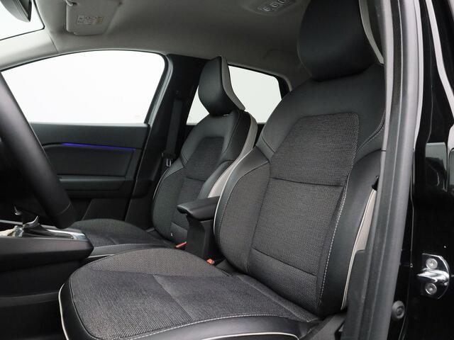 Renault CAPTUR 1.6 E-Tech Plug-in Hybrid 160 Intens | CAMERA | KEYLESS