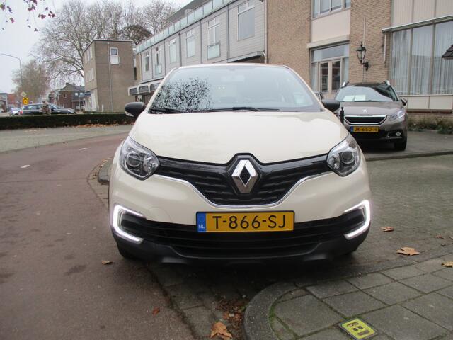 Renault CAPTUR 0.9 TCe Life 5-drs / AIRCO / P.D.C / 67dkm