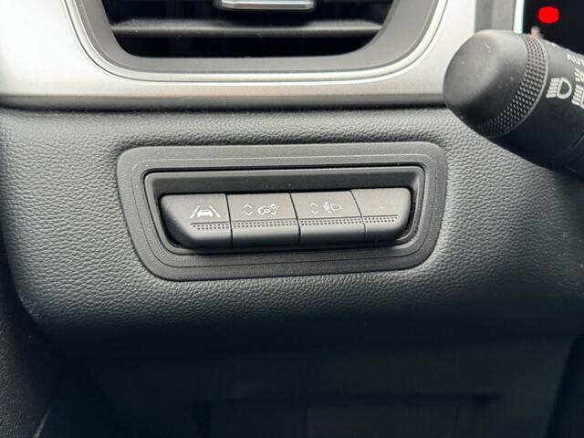 Renault CAPTUR 1.3 TCe Intens - camera - navi - trekhaak