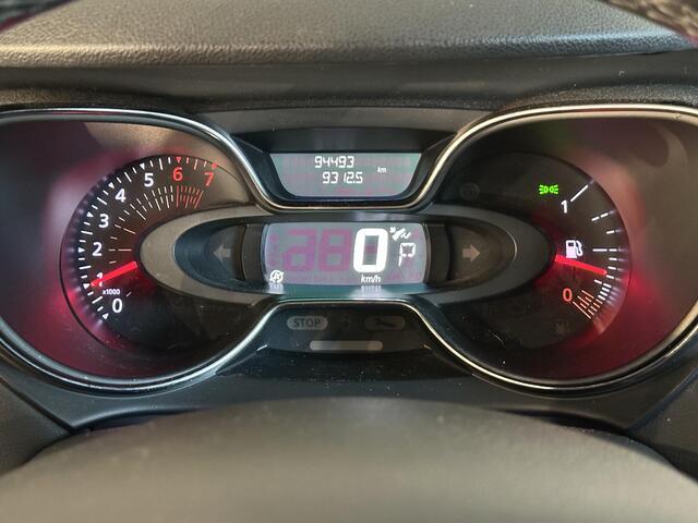 Renault CAPTUR 1.3 TCe Intens AUTOMAAT | NAVIGATIE | ACHTERUITRIJCAMERA | PARKEERSENSOREN VOOR-/ACHTER