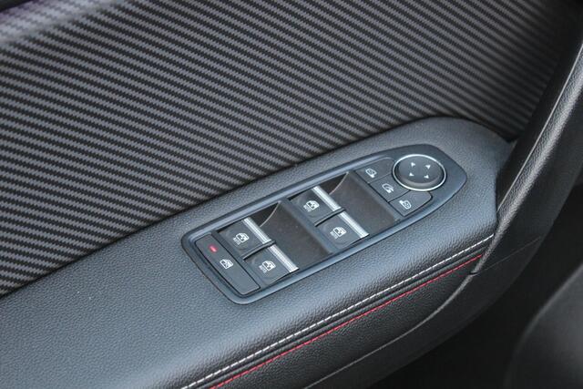 Renault CAPTUR 1.6 E-Tech Plug-in Hybrid 160 R.S. Line BTW Auto!!