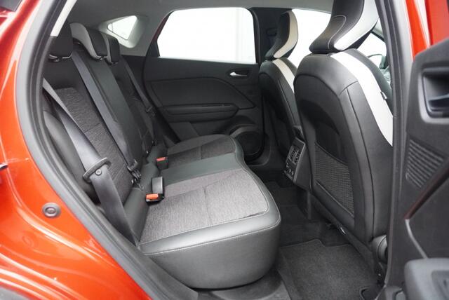 Renault CAPTUR 1.0 TCe Intens Trekhaak | Led | Keyless | Clima | CarPlay | NAP