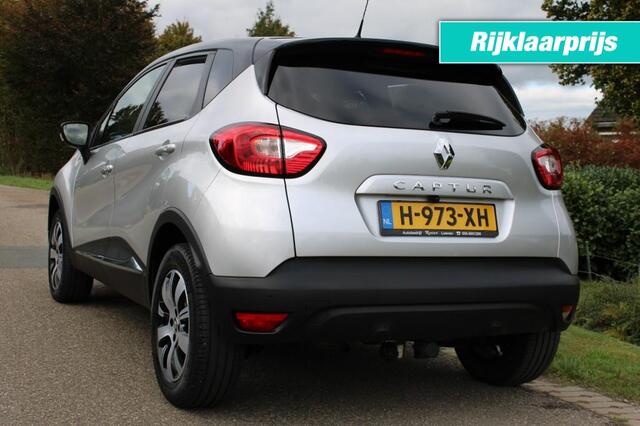 Renault CAPTUR 1.2 TCe 120pk Automaat Limited Airco/Cruise/Navi/PDC/Camera
