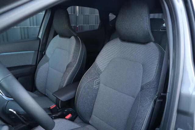 Renault CAPTUR 1.3 mild hybrid 160 techno Automaat | Adap. Cruise | Stoel-/Stuurverwarming | Carplay | Camera | Climate Control