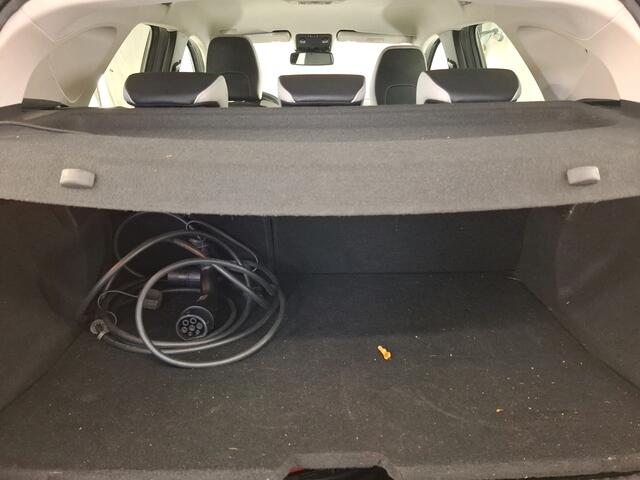 Renault CAPTUR 1.6 E-Tech Plug-in Hybrid 160 Intens | Wordt verwacht | Keyless | Licht metaal