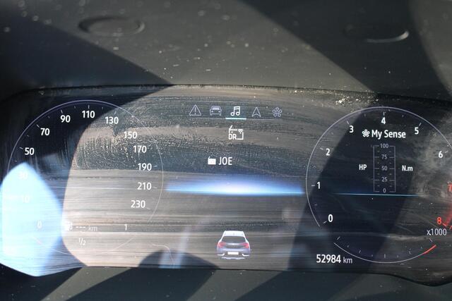 Renault CAPTUR 1.0 TCe 100 Intens | Stoelverwarming | Achteruitrij camera | Parkeersensoren rondom | All season banden