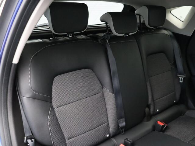 Renault CAPTUR E-Tech Hybrid 145pk Intens | Trekhaak | Climate Control | Achteruitrijcamera | Parkeersensoren voor en achter | Apple Carplay & Android Auto |