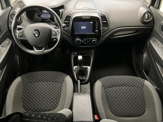 Renault CAPTUR 0.9 TCe Intens / Trekhaak / Camera / Navigatie / Climate Control / All Seasonbanden / Cruise Control / LED Verlichting /