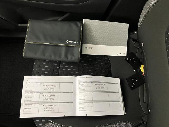 Renault CAPTUR 0.9 TCe Intens / Trekhaak / Camera / Navigatie / Climate Control / All Seasonbanden / Cruise Control / LED Verlichting /