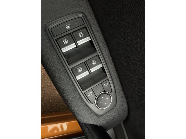 Renault CAPTUR 1.3 TCe 140 Intens