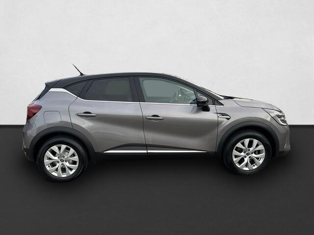 Renault CAPTUR 1.3 TCe 130 Intens EDC AUTOMAAT / CAMERA / 17 INCH / PDC V+A / TREKHAAK