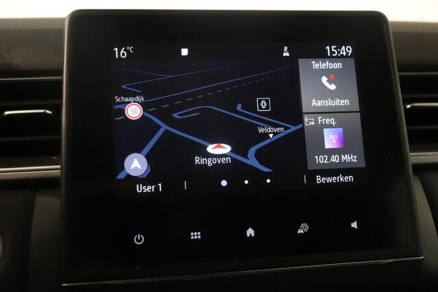 Renault CAPTUR 1.3 TCe 130 Intens | Camera | Trekhaak | Automaat | Climate control | Navigatie | Cruise control | Applecarplay AndroidAuto |