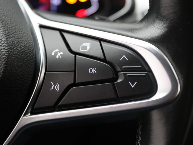 Renault CAPTUR 1.3 TCe 130 Edition One Bose | Camera | Cruise | Navi | Parkeersens. achter