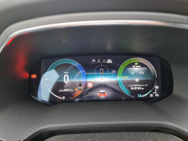 Renault CAPTUR 1.6 E-Tech plug-in hybrid 160 SL Rive Gauche | Trekhaak | Navigatie | Achteruitrijcamera |