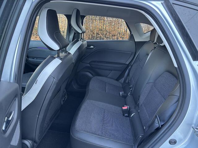 Renault CAPTUR 1.6 E-Tech full hybrid 145 techno -