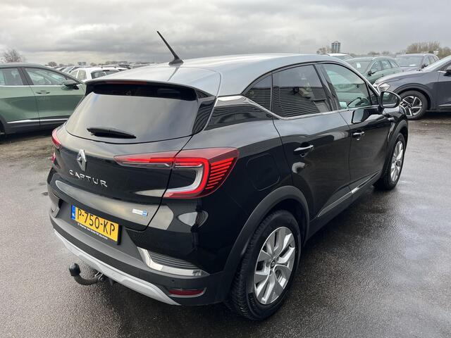 Renault CAPTUR 1.6 E-Tech Hybrid 145 Intens Bi-Tone 1e eigenaar nieuw geleverd. Super Compleet incl: Trekhaak, LM velgen. Cruise Control, Climate control