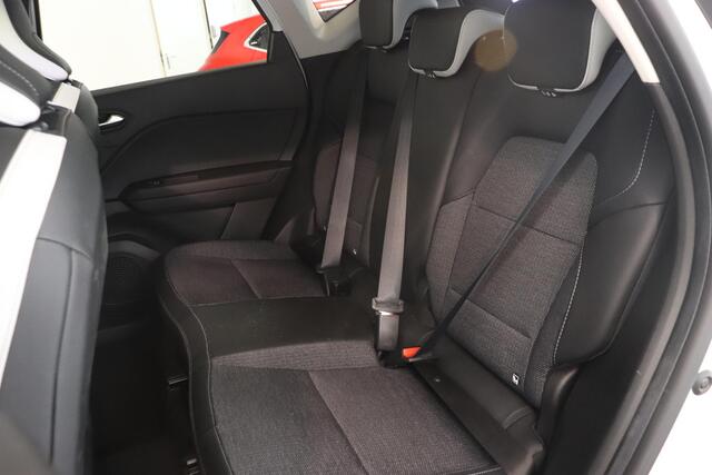 Renault CAPTUR 1.6 E-Tech full hybrid 145 techno | AppleCarplay AndroidAuto | Camera | Trekhaak | Key-less | LED verlichting | Climate control | Cruise control |